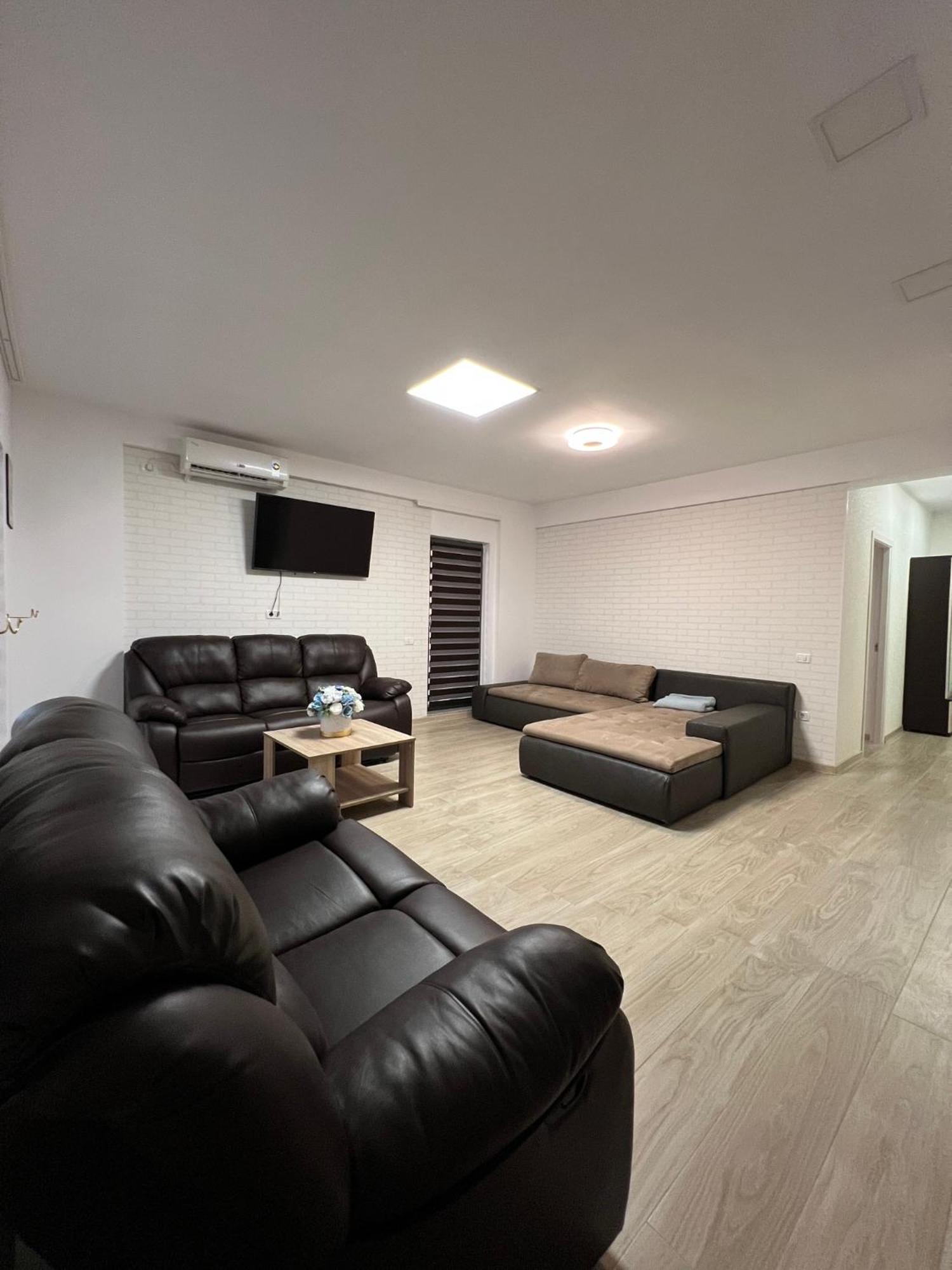 Aniversarium Grand Apartment Năvodari Esterno foto